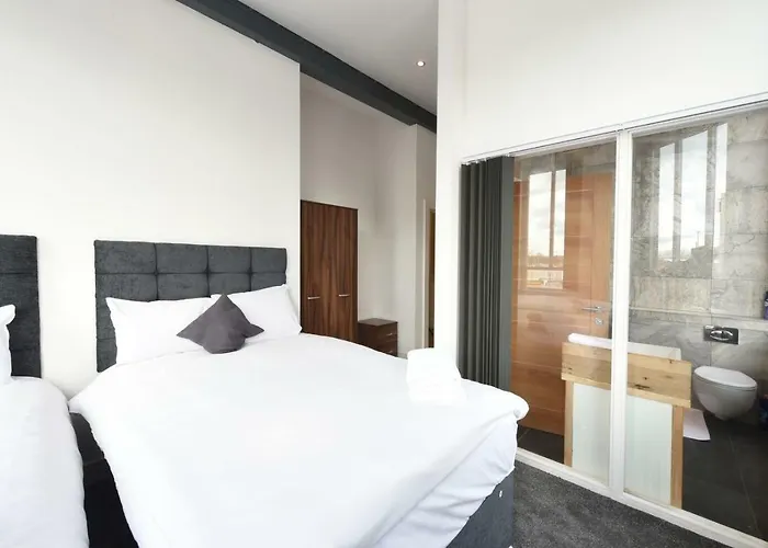 Stunning High Spec Sleep 14